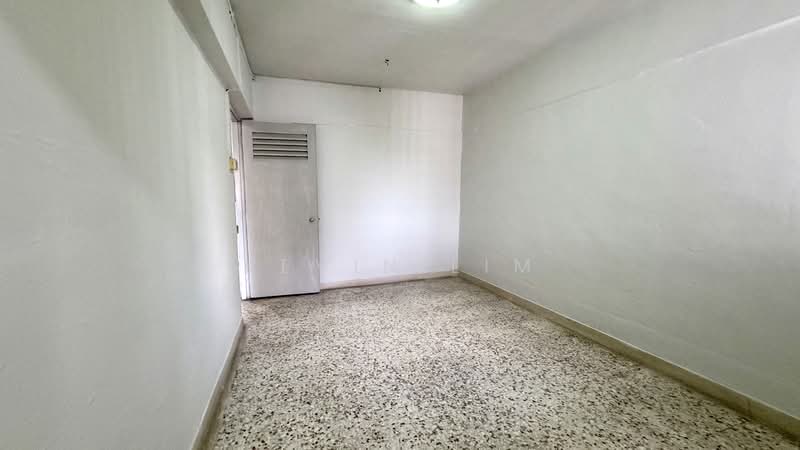 333 Ang Mo Kio Avenue 1, 333 Ang Mo Kio Avenue 1, 3 Bedrooms, 1,001 sqft, HDB Flat For Sale, by Kevin Lim, 500147993 - Bedroom - PropertyGuru.com.sg