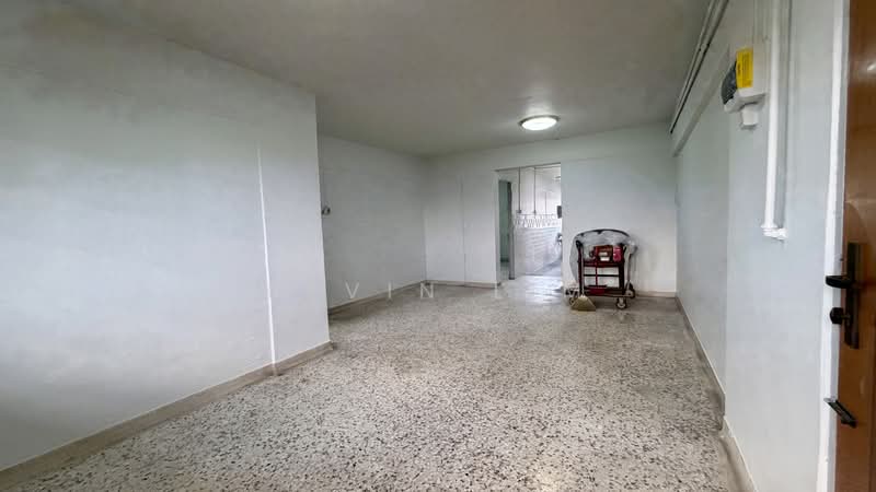 333 Ang Mo Kio Avenue 1, 333 Ang Mo Kio Avenue 1, 3 Bedrooms, 1,001 sqft, HDB Flat For Sale, by Kevin Lim, 500147993 - Living Room - PropertyGuru.com.sg