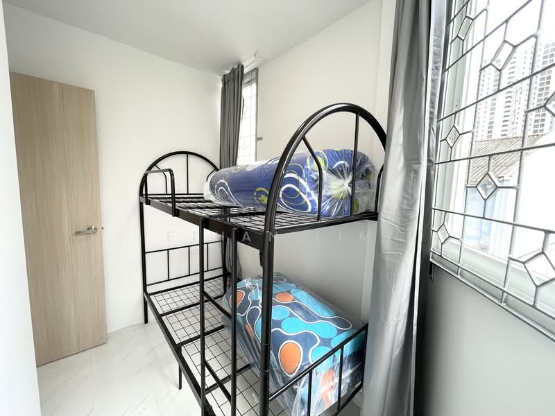 Birch Road, Farrer Park, Race Course Road, Serangoon, 37 Birch Road, 3 Bedrooms, 800 sqft, Shophouse For Rent, by Ethan Lim, 500147997 - Bedroom - PropertyGuru.com.sg