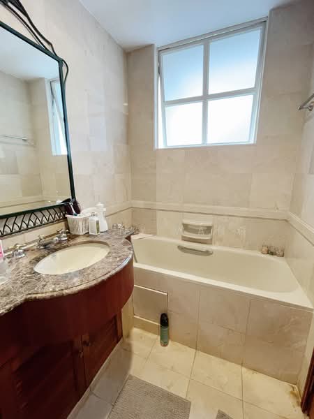 Laguna Green, 20 Jalan Hajijah, 2 Bedrooms, 1,044 sqft, Condominium For Rent, by Jonny Wang, 500148000 - Master Bathroom - PropertyGuru.com.sg