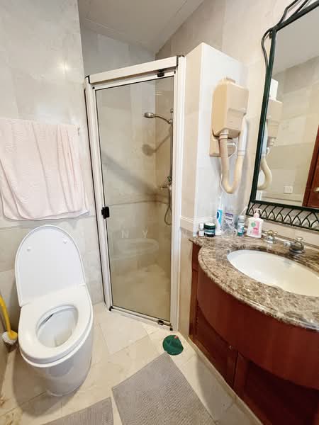 Laguna Green, 20 Jalan Hajijah, 2 Bedrooms, 1,044 sqft, Condominium For Rent, by Jonny Wang, 500148000 - Common Bathroom - PropertyGuru.com.sg