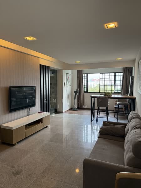 536 Jelapang Road, 536 Jelapang Road, 4 Bedrooms, 1,292 sqft, HDB Flat For Sale, by Frank Li Fu Liang, 500148008 - Living Room - PropertyGuru.com.sg