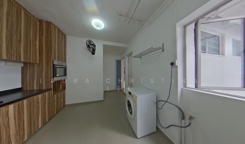 170 Bukit Batok West Avenue 8, 170 Bukit Batok West Avenue 8, 3 Bedrooms, 1,496 sqft, HDB Flat For Rent, by Laura Christina Lee, 500148012 - Kitchen - PropertyGuru.com.sg