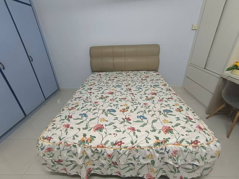 159 Tampines Street 12, 159 Tampines Street 12, Room Rental, 130 sqft, HDB Flat For Rent, by Kay HO  何杰彬, 500148016 - Bedroom - PropertyGuru.com.sg