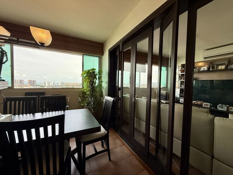 33 Chai Chee Avenue, 33 Chai Chee Avenue, 3 Bedrooms, 1,259 sqft, HDB Flat For Sale, by Tammy Koh, 500148019 - Dining Room - PropertyGuru.com.sg