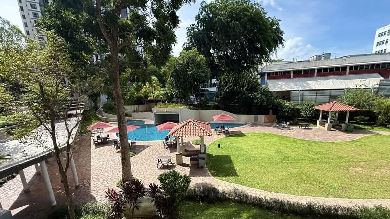 Regent Heights, 50 Bukit Batok East Avenue 5, 2 Bedrooms, 1,023 sqft, Condominium For Sale, by Alize Ng, 500148022 - Exterior - PropertyGuru.com.sg