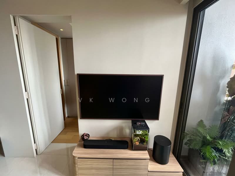 Midwood, 10 Hillview Rise, 1 Bedroom, 484 sqft, Condominium For Sale, by VK Wong, 500148026 - Living Room - PropertyGuru.com.sg