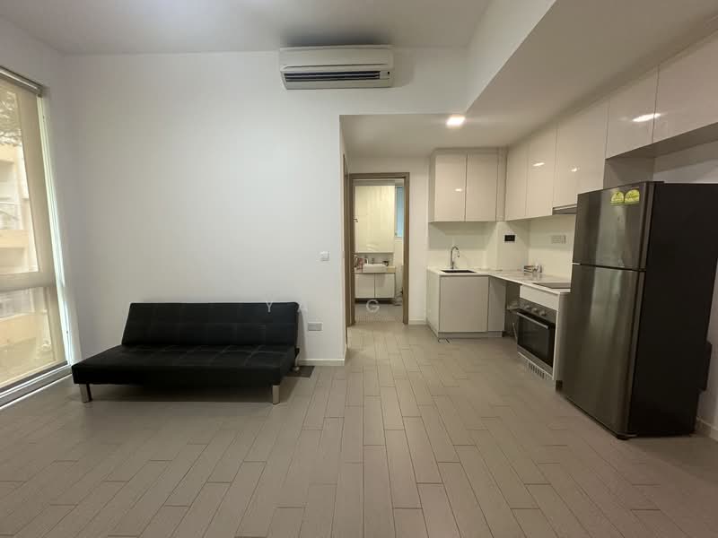 Roots @ Transit, 9 Transit Road, 2 Bedrooms, 581 sqft, Apartment For Sale, by Yang ., 500148030 - Living Room - PropertyGuru.com.sg
