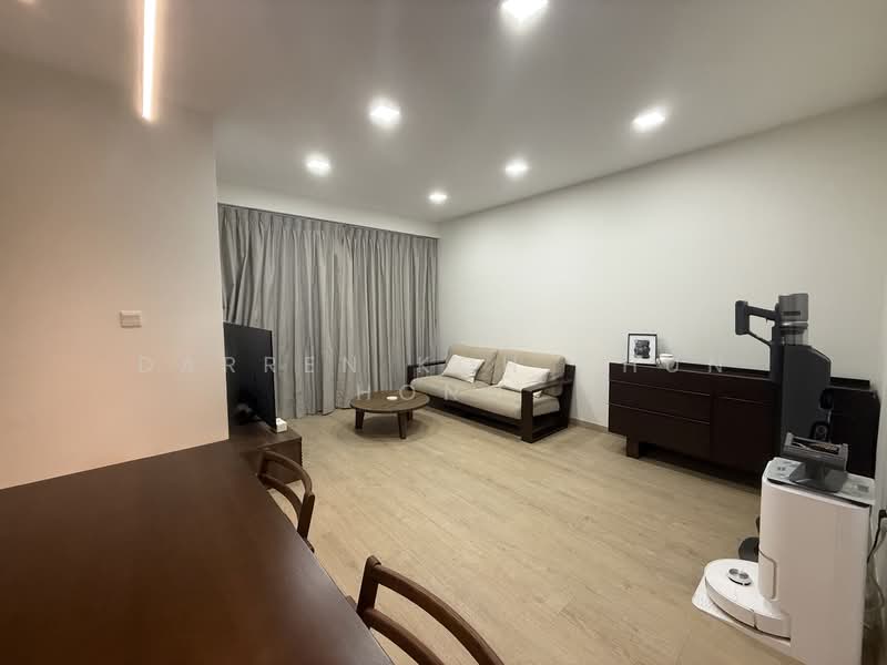 113D McNair Towers, 113D Mcnair Road, 2 Bedrooms, 732 sqft, HDB Flat For Sale, by Darren Koh Chun Hong, 500148048 - Living Room - PropertyGuru.com.sg