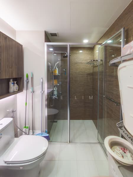 Sol Acres, 8 Choa Chu Kang Grove, 2 Bedrooms, 570 sqft, Executive Condominium For Sale, by Luke Lim, 500148059 - Bathroom - PropertyGuru.com.sg