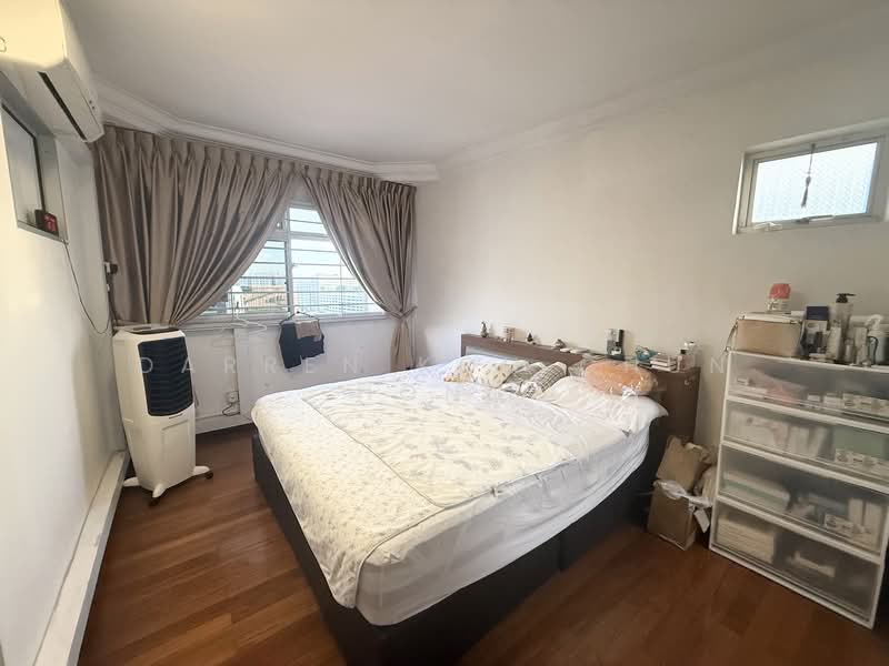 251 Choa Chu Kang Avenue 2, 251 Choa Chu Kang Avenue 2, 4 Bedrooms, 1,345 sqft, HDB Flat For Sale, by Darren Koh Chun Hong, 500148064 - Bedroom - PropertyGuru.com.sg