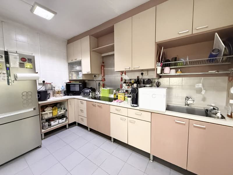 251 Choa Chu Kang Avenue 2, 251 Choa Chu Kang Avenue 2, 4 Bedrooms, 1,345 sqft, HDB Flat For Sale, by Darren Koh Chun Hong, 500148064 - Kitchen - PropertyGuru.com.sg