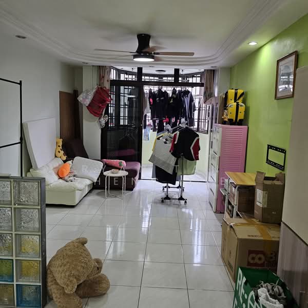 341B Sembawang Close, 341B Sembawang Close, 3 Bedrooms, 1,184 sqft, HDB Flat For Sale, by Ryan Tan Zheng Jie, 500148076 - Living Room - PropertyGuru.com.sg