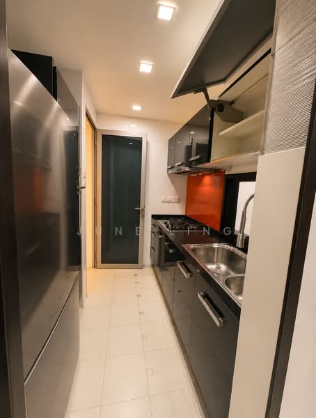 Platinum Edge, 18 Leicester Road, 3 Bedrooms, 1,055 sqft, Apartment For Rent, by June Ling, 500148077 - Kitchen - PropertyGuru.com.sg