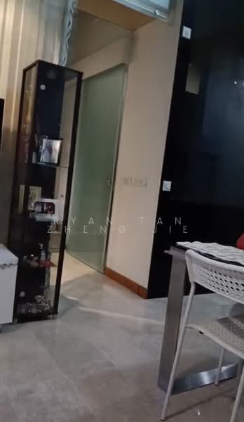 Woodhaven, 71 Woodgrove Avenue, 2 Bedrooms, 635 sqft, Condominium For Sale, by Ryan Tan Zheng Jie, 500148093 - Living Room - PropertyGuru.com.sg