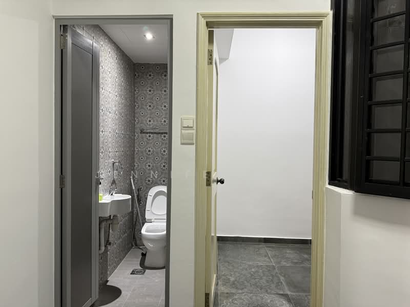 Hume Park I, 3 Hume Avenue, 3 Bedrooms, 1,453 sqft, Condominium For Rent, by Jennifer Ong, 500148102 - Bathroom - PropertyGuru.com.sg