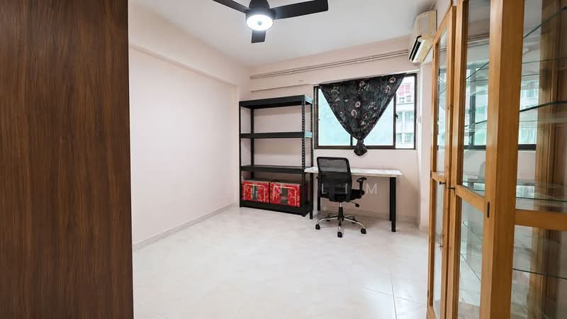 142 Bishan Street 12, 142 Bishan Street 12, 3 Bedrooms, 905 sqft, HDB Flat For Sale, by Robin Lim, 500148104 - Study - PropertyGuru.com.sg
