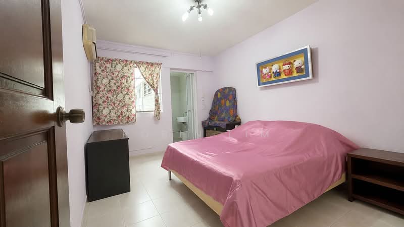 142 Bishan Street 12, 142 Bishan Street 12, 3 Bedrooms, 905 sqft, HDB Flat For Sale, by Robin Lim, 500148104 - Bedroom - PropertyGuru.com.sg