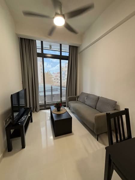 28 RC Suites, 28 Race Course Lane, 1 Bedroom, 409 sqft, Apartment For Sale, by BEN HE, 500148105 - Living Room - PropertyGuru.com.sg