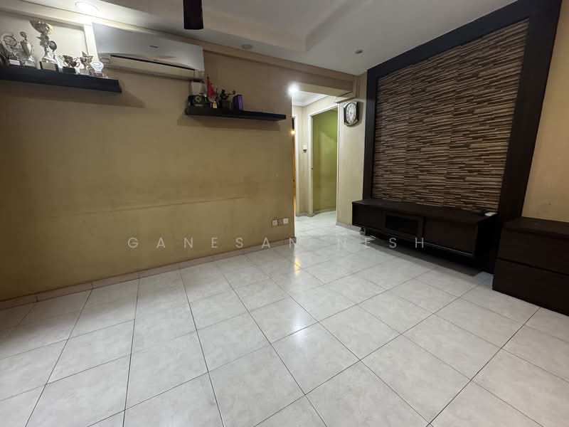 679C Jurong West Central 1, 679C Jurong West Central 1, 3 Bedrooms, 1,022 sqft, HDB Flat For Sale, by Ganesan Nesh, 500148113 - Living Room - PropertyGuru.com.sg