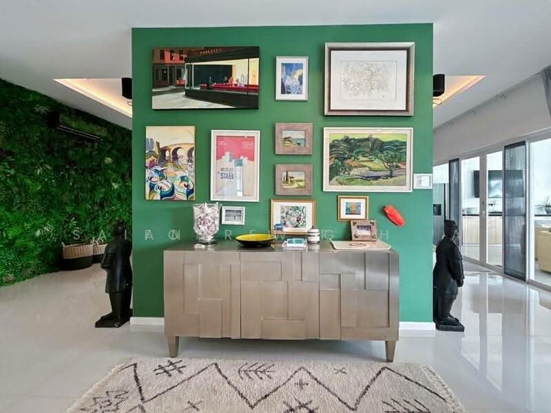 ⭐️$18XX PSF BUILT⭐️SIGLAP⭐️1KM TAO NAN⭐️MOVE IN⭐️超值精选豪宅⭐️, MOVE IN | POOL | 5888 BUILT UP | MRT MALL 700M | 3 CARS, 5 Bedrooms, 5,888 sqft, Semi-Detached House For Sale, by Andrew Goh, 500148117 - Interior - PropertyGuru.com.sg