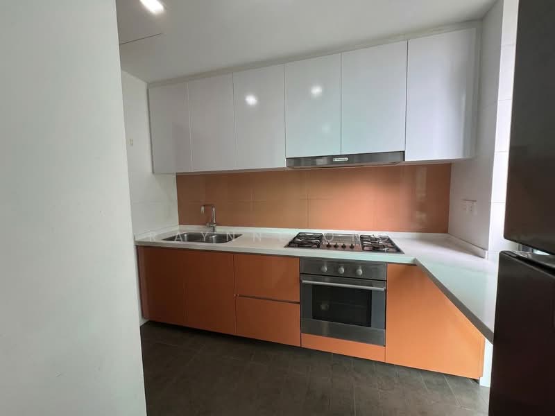 Double Bay Residences, 19D Simei Street 4, 3 Bedrooms, 1,367 sqft, Condominium For Sale, by Raynne Ong, 500148122 - Kitchen - PropertyGuru.com.sg