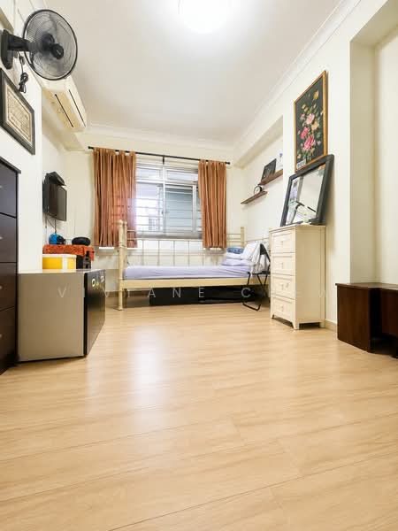 214 Pasir Ris Street 21, 214 Pasir Ris Street 21, 3 Bedrooms, 1,378 sqft, HDB Flat For Sale, by Viviane Chew, 500148126 - Bedroom - PropertyGuru.com.sg