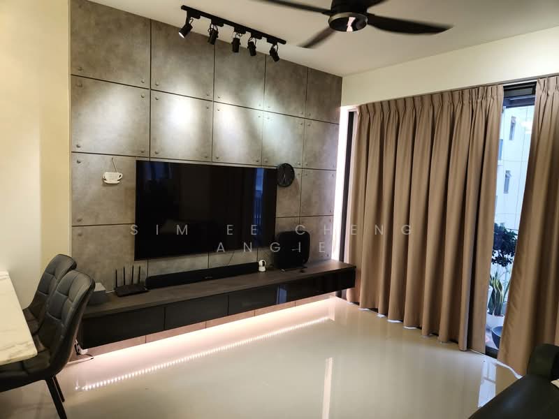 Twin Fountains, 11 Woodlands Avenue 6, 3 Bedrooms, 1,033 sqft, Executive Condominium For Rent, by SIM EE CHENG ANGIE, 500148129 - Living Room - PropertyGuru.com.sg