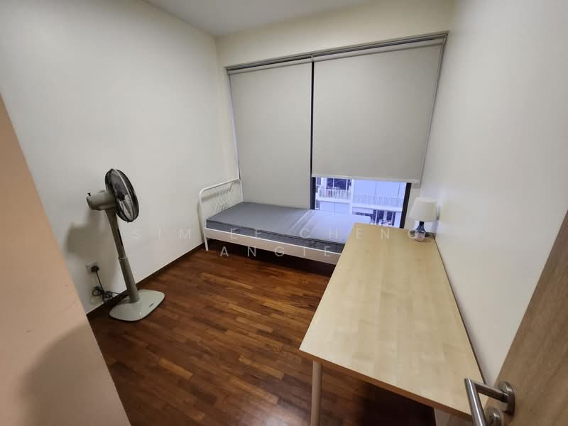 Twin Fountains, 11 Woodlands Avenue 6, 3 Bedrooms, 1,033 sqft, Executive Condominium For Rent, by SIM EE CHENG ANGIE, 500148129 - Bedroom - PropertyGuru.com.sg