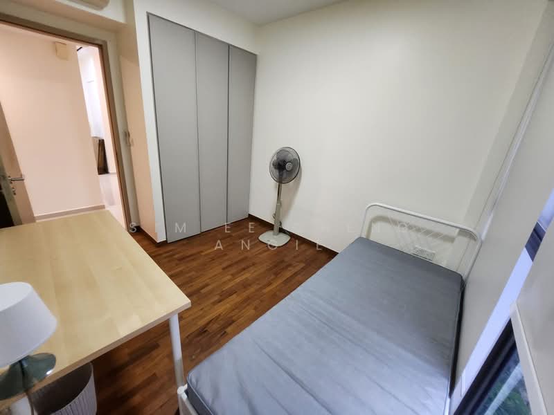 Twin Fountains, 11 Woodlands Avenue 6, 3 Bedrooms, 1,033 sqft, Executive Condominium For Rent, by SIM EE CHENG ANGIE, 500148129 - Bedroom - PropertyGuru.com.sg