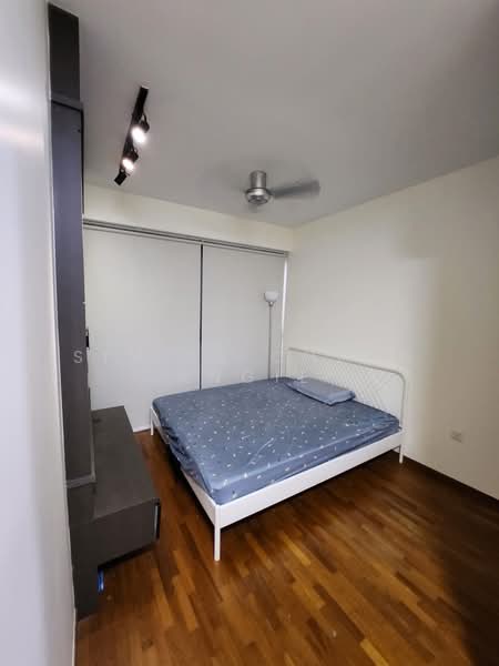 Twin Fountains, 11 Woodlands Avenue 6, 3 Bedrooms, 1,033 sqft, Executive Condominium For Rent, by SIM EE CHENG ANGIE, 500148129 - Bedroom - PropertyGuru.com.sg