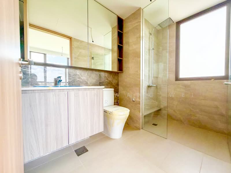 The Botany at Dairy Farm, 3 Dairy Farm Walk, 3 Bedrooms, 883 sqft, Condominium For Sale, by Graycin Wang Wei Ru, 500148132 - Bathroom - PropertyGuru.com.sg