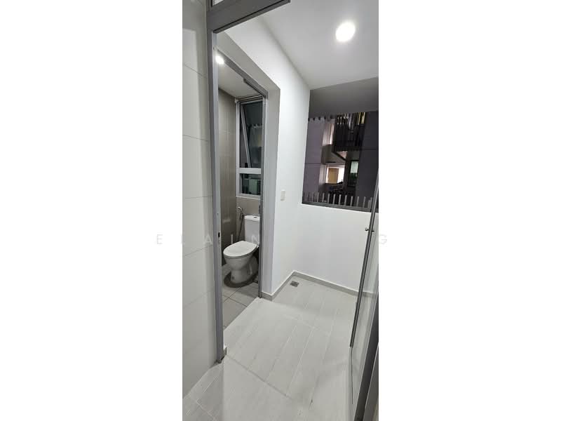 The Minton, 14 Hougang Street 11, 3 Bedrooms, 1,216 sqft, Condominium For Rent, by Elaine Ang, 500148135 - Bathroom - PropertyGuru.com.sg