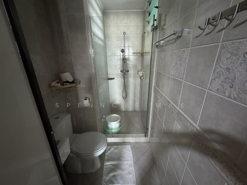 Signature Park, 46A Toh Tuck Road, 2 Bedrooms, 1,033 sqft, Condominium For Rent, by Spenncer Mak, 500148138 - Bathroom - PropertyGuru.com.sg