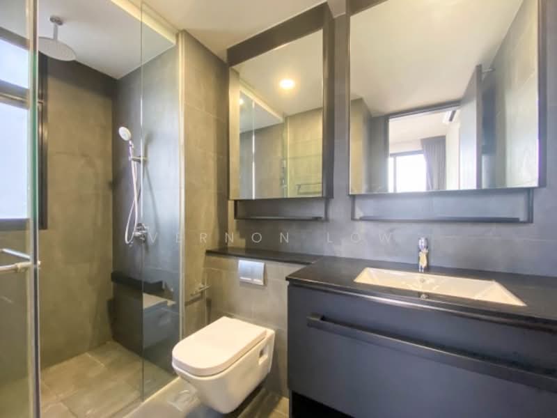 Park Colonial, 10 Woodleigh Lane, 3 Bedrooms, 980 sqft, Condominium For Rent, by Vernon Low, 500148144 - PropertyGuru.com.sg