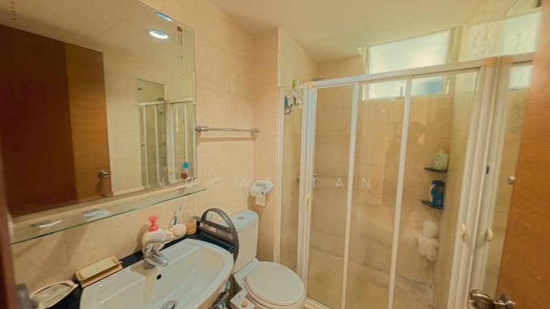 Compass Heights, 11 Sengkang Square, 1 Bedroom, 689 sqft, Condominium For Sale, by Lucas Tan, 500148161 - Bathroom - PropertyGuru.com.sg