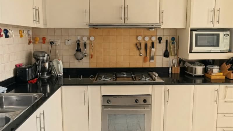 Compass Heights, 11 Sengkang Square, 1 Bedroom, 689 sqft, Condominium For Sale, by Lucas Tan, 500148161 - Kitchen - PropertyGuru.com.sg