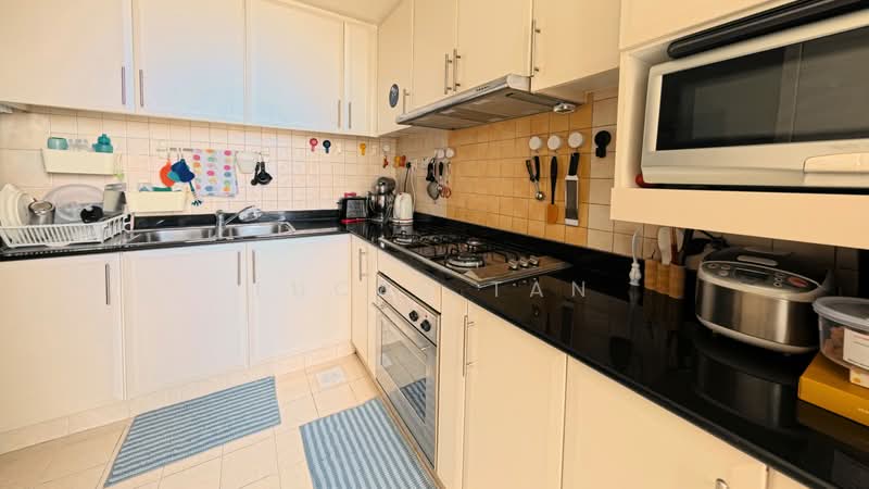 Compass Heights, 11 Sengkang Square, 1 Bedroom, 689 sqft, Condominium For Sale, by Lucas Tan, 500148161 - Kitchen - PropertyGuru.com.sg