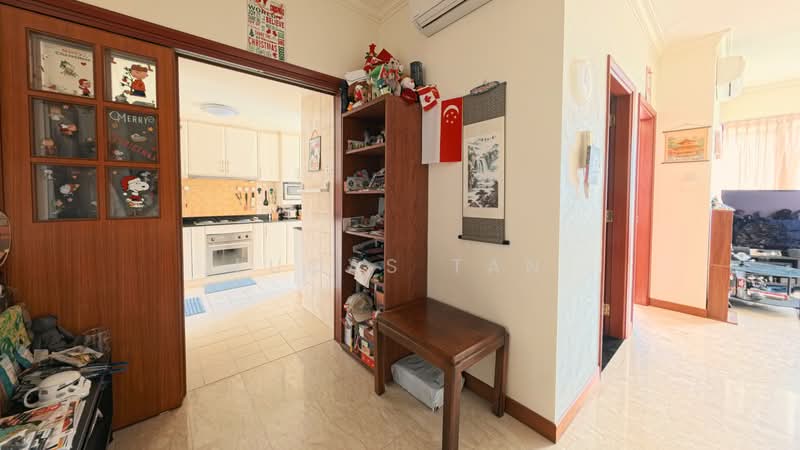 Compass Heights, 11 Sengkang Square, 1 Bedroom, 689 sqft, Condominium For Sale, by Lucas Tan, 500148161 - Kitchen - PropertyGuru.com.sg