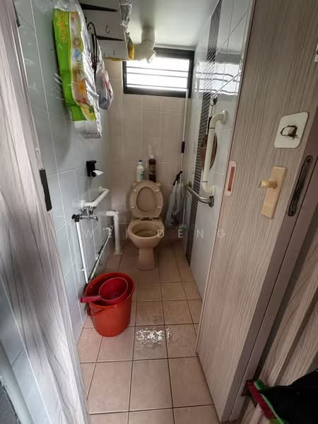 36 Bedok South Avenue 2, 36 Bedok South Avenue 2, Room Rental, 120 sqft, HDB Flat For Rent, by WEI DENG, 500148166 - PropertyGuru.com.sg