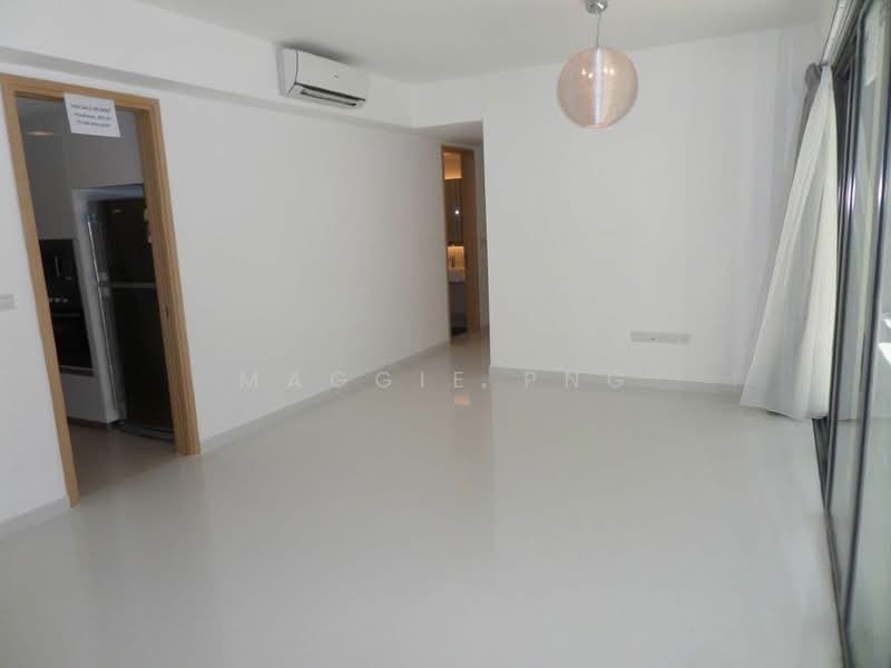 Hedges Park Condominium, 71 Flora Drive, 4 Bedrooms, 1,539 sqft, Condominium For Sale, by Maggie Png, 500148177 - Living Room - PropertyGuru.com.sg