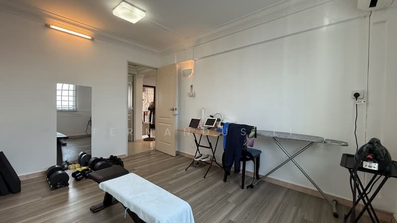 726 Yishun Street 71, 726 Yishun Street 71, 3 Bedrooms, 904 sqft, HDB Flat For Sale, by Fernandus Li, 500148179 - PropertyGuru.com.sg