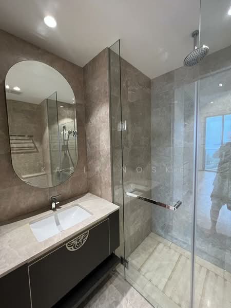 Nyon, 12 Amber Road, 2 Bedrooms, 1,399 sqft, Condominium For Rent, by Kasia Noske, 500148181 - Bathroom - PropertyGuru.com.sg