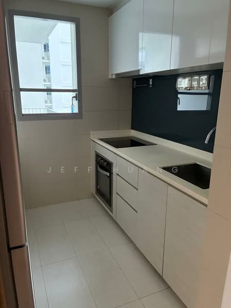 The Santorini, 21 Tampines Street 86, 2 Bedrooms, 721 sqft, Condominium For Sale, by Jeff Huang, 500148182 - Kitchen - PropertyGuru.com.sg