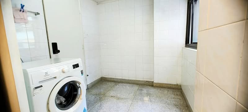 1 Pine Close, 1 Pine Close, 3 Bedrooms, 1,184 sqft, HDB Flat For Sale, by James Yeo, 500148183 - Interior - PropertyGuru.com.sg