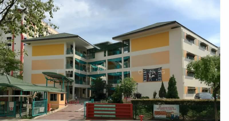 846 Woodlands Avenue 4, 846 Woodlands Avenue 4, 3 Bedrooms, 1,141 sqft, HDB Flat For Sale, by Emily Chong, 500148186 - Exterior - PropertyGuru.com.sg