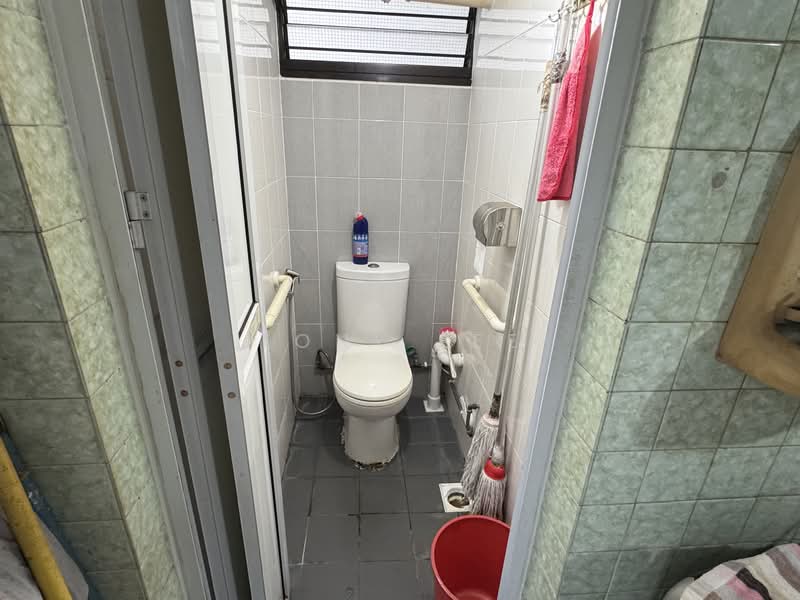 503 Bedok North Street 3, 503 Bedok North Street 3, Room Rental, 100 sqft, HDB Flat For Rent, by Tony Lee, 500148187 - Bathroom - PropertyGuru.com.sg