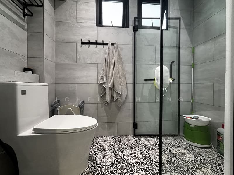 106 Serangoon North Avenue 1, 106 Serangoon North Avenue 1, 3 Bedrooms, 1,507 sqft, HDB Flat For Rent, by Michelle Hiang, 500148192 - Bathroom - PropertyGuru.com.sg