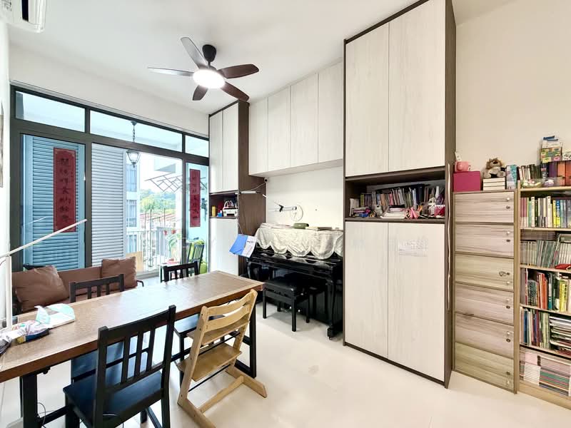 The Skywoods, 7 Dairy Farm Heights, 3 Bedrooms, 915 sqft, Condominium For Rent, by Andy Lim 林佳俊, 500148194 - Living Room - PropertyGuru.com.sg