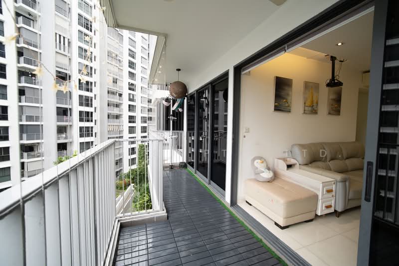 747B Bedok Reservoir Crescent, 747B Bedok Reservoir Crescent, 3 Bedrooms, 1,130 sqft, HDB Flat For Sale, by KENNETH CHUA, 500148196 - Balcony - PropertyGuru.com.sg